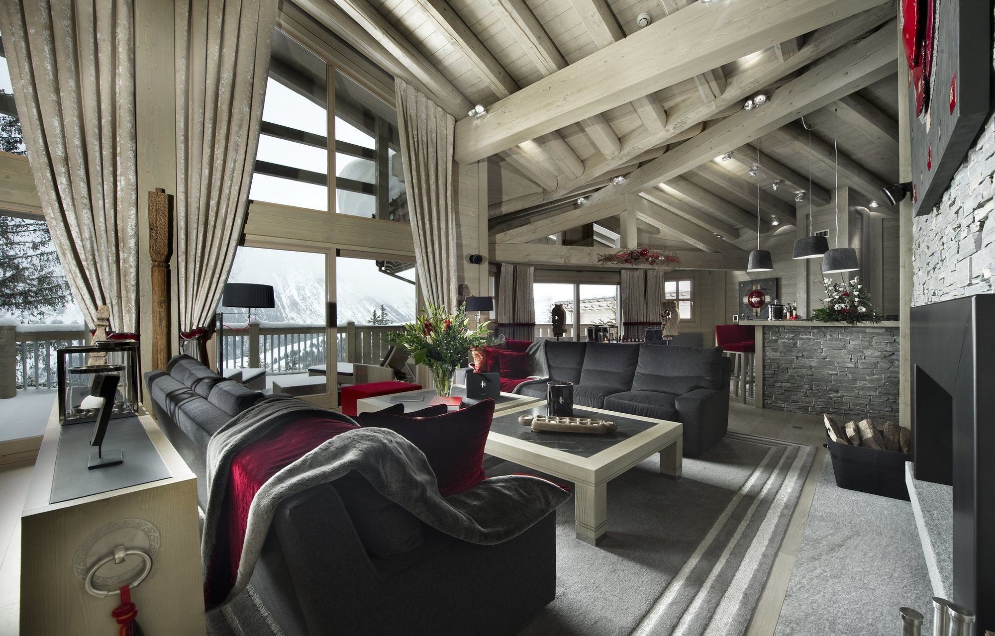 Hotel Le K2 Palace Courchevel Exterior photo